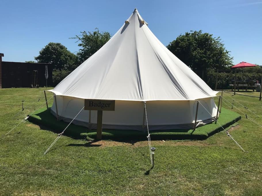 Cox Hill Glamping Badger Hotel Truro Buitenkant foto